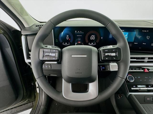 Hyundai Santa Fe Hybrid Vehicle Image 13