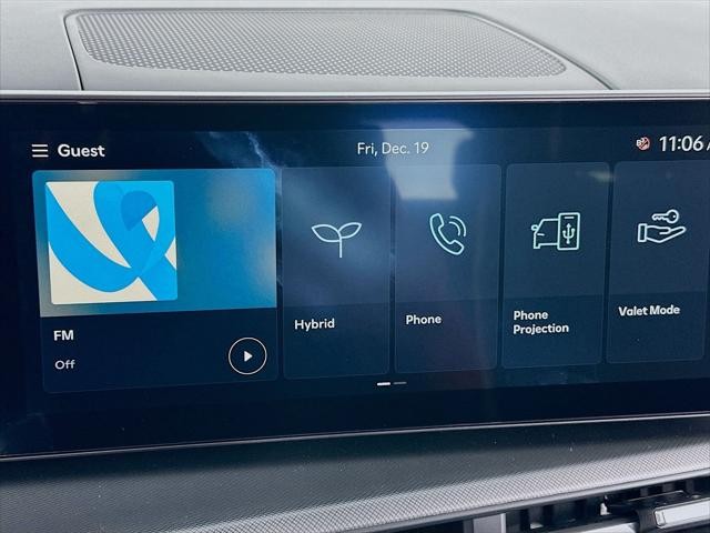 Hyundai Santa Fe Hybrid Vehicle Image 17