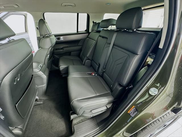 Hyundai Santa Fe Hybrid Vehicle Image 27