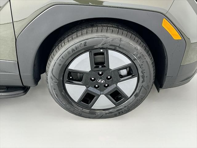 Hyundai Santa Fe Hybrid Vehicle Image 31