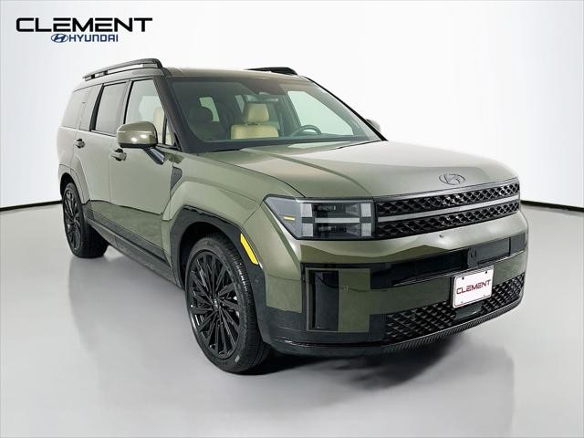 Hyundai Santa Fe Vehicle Full-screen Gallery Image 3