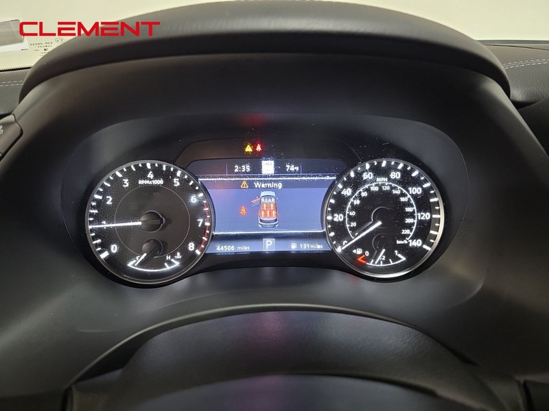 Nissan Armada Vehicle Image 14