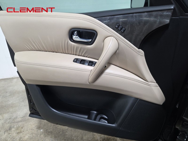Nissan Armada Vehicle Image 23