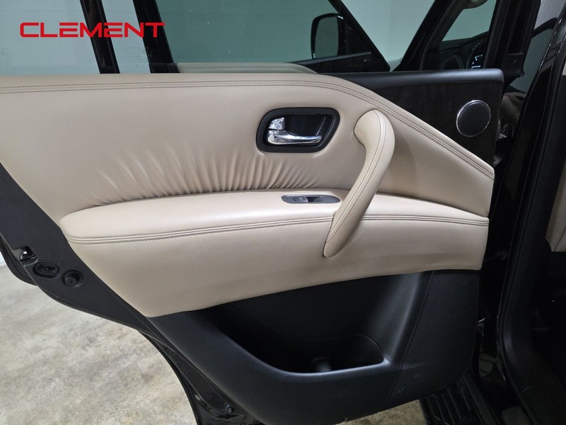 Nissan Armada Vehicle Image 26