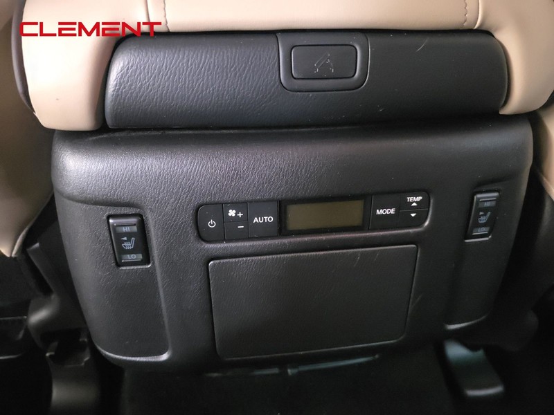 Nissan Armada Vehicle Image 29