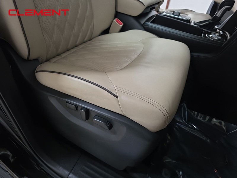 Nissan Armada Vehicle Image 32