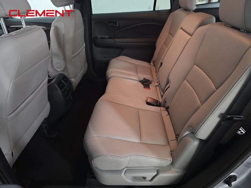 Honda Passport Vehicle Image 26
