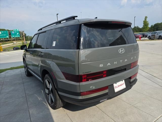 Hyundai Santa Fe Hybrid Vehicle Full-screen Gallery Image 8