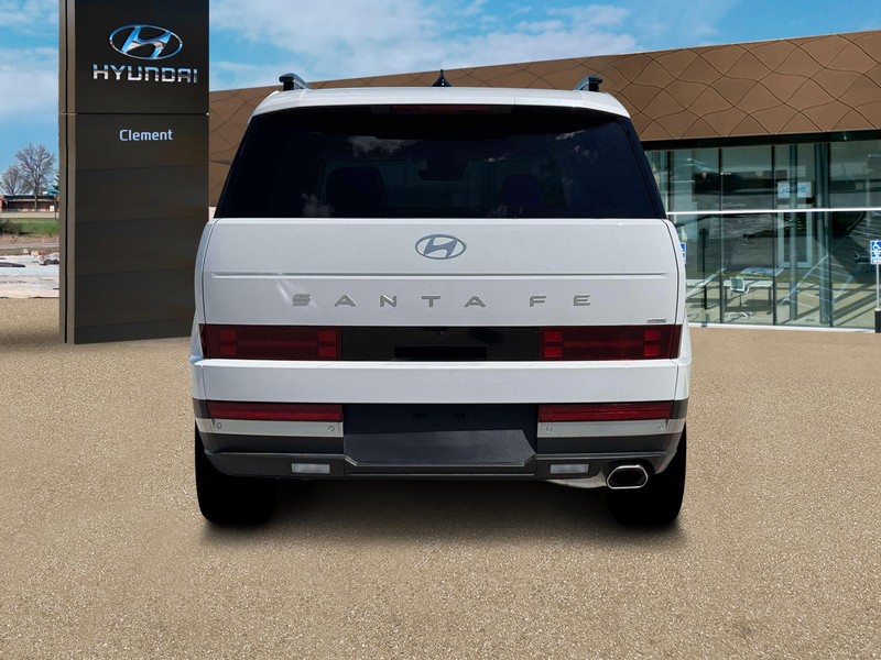 Hyundai Santa Fe Vehicle Full-screen Gallery Image 6