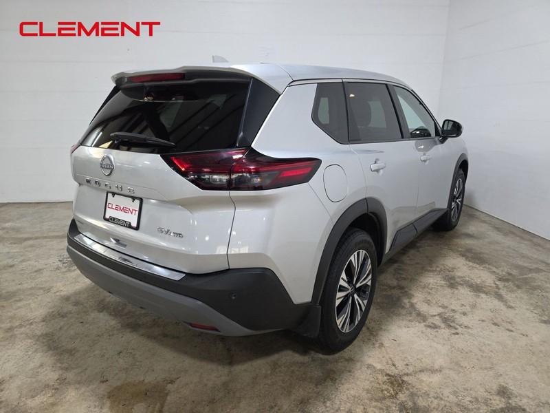 Nissan Rogue Vehicle Image 06