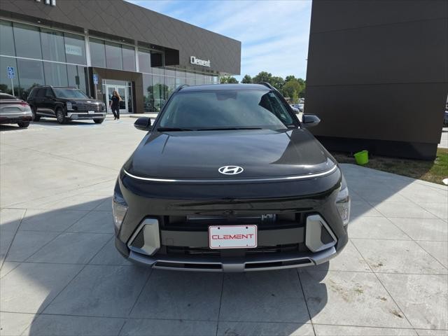 Hyundai Kona Vehicle Full-screen Gallery Image 2