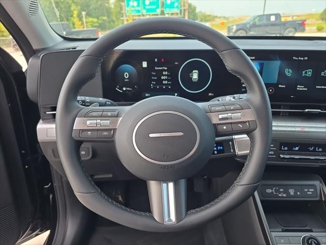 Hyundai Kona Vehicle Full-screen Gallery Image 12