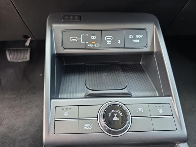 Hyundai Kona Vehicle Full-screen Gallery Image 21