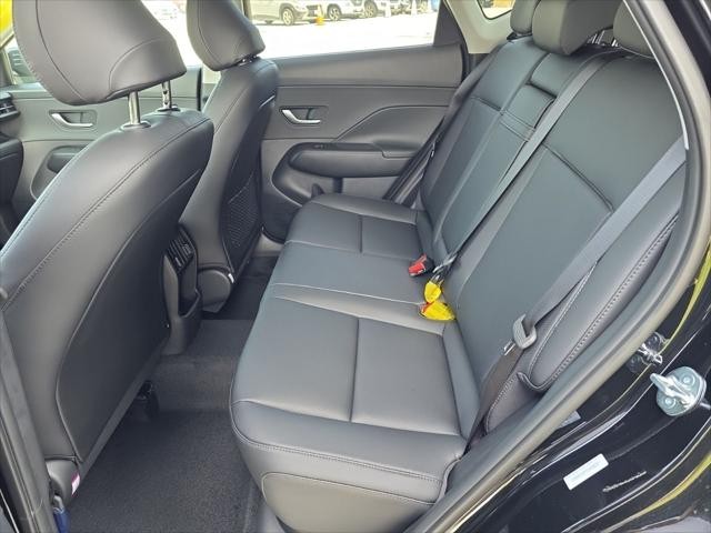 Hyundai Kona Vehicle Full-screen Gallery Image 28