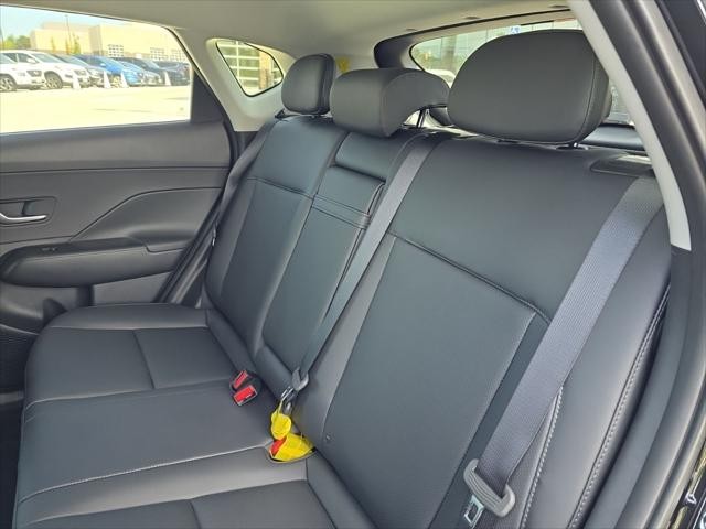 Hyundai Kona Vehicle Full-screen Gallery Image 29