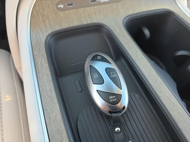 Hyundai Palisade Vehicle Full-screen Gallery Image 23