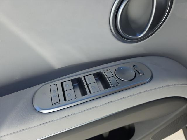 Hyundai Palisade Vehicle Full-screen Gallery Image 25