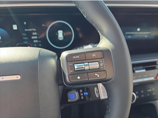 Hyundai Palisade Vehicle Full-screen Gallery Image 15