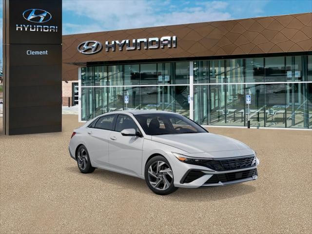 Hyundai Elantra Vehicle Full-screen Gallery Image 2