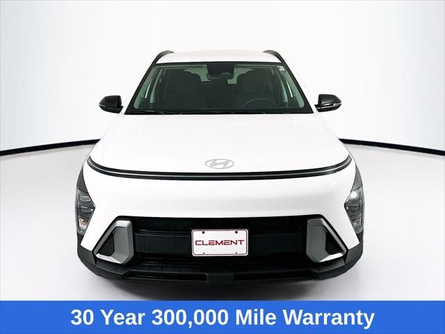 Hyundai Kona Vehicle Full-screen Gallery Image 2