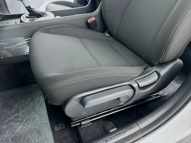 Hyundai Kona Vehicle Full-screen Gallery Image 24