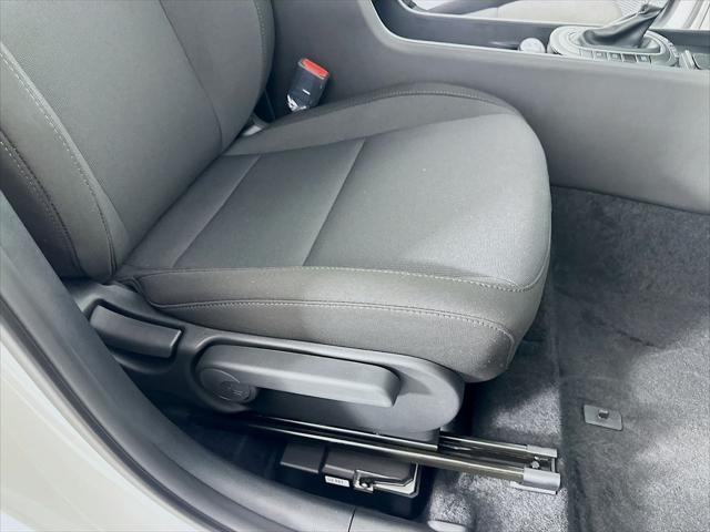 Hyundai Kona Vehicle Full-screen Gallery Image 28