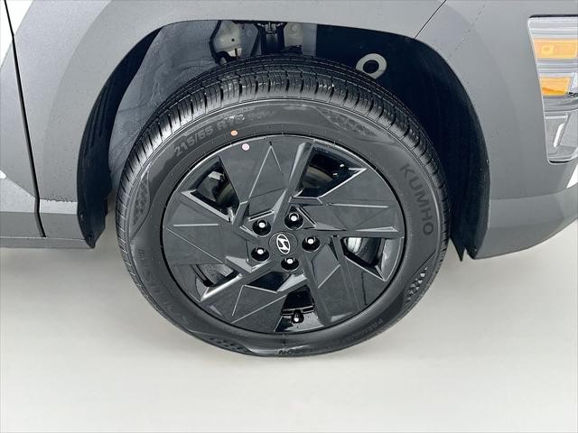 Hyundai Kona Vehicle Full-screen Gallery Image 31