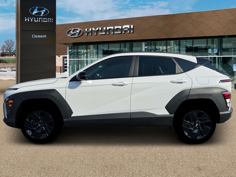 Hyundai Kona Vehicle Full-screen Gallery Image 3