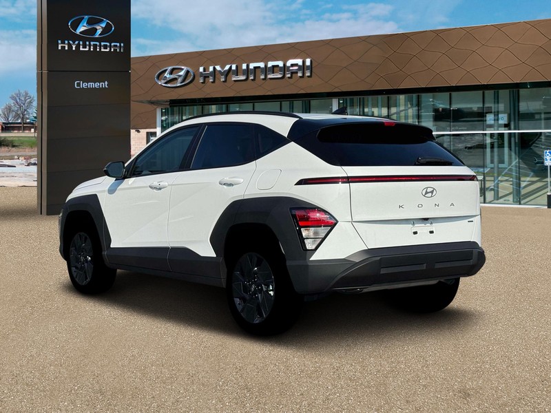 Hyundai Kona Vehicle Full-screen Gallery Image 5