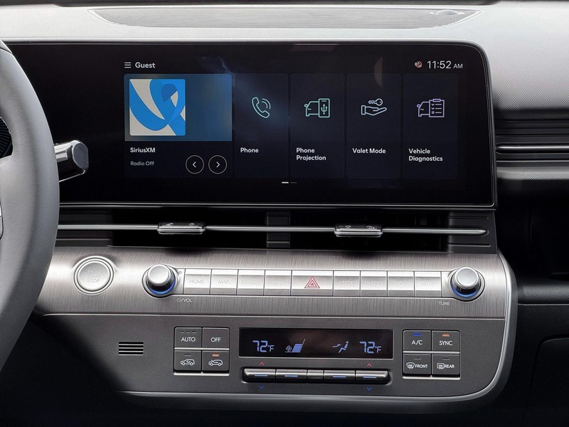 Hyundai Kona Vehicle Full-screen Gallery Image 18