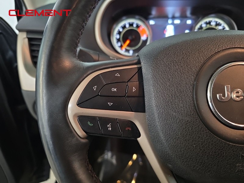 Jeep Cherokee Vehicle Image 14