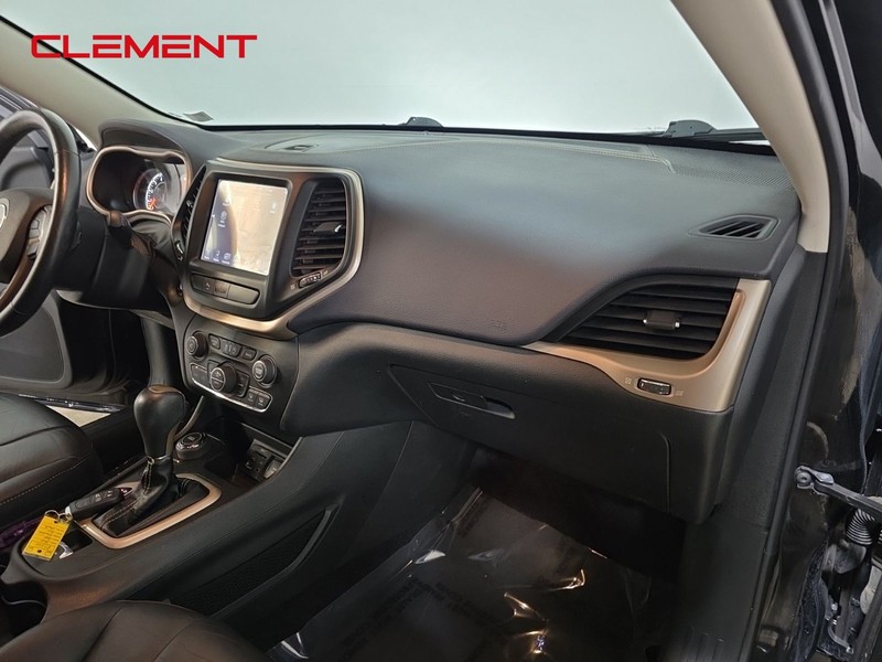 Jeep Cherokee Vehicle Image 34