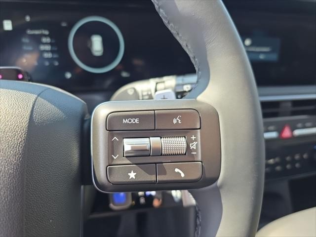 Hyundai Palisade Vehicle Full-screen Gallery Image 14