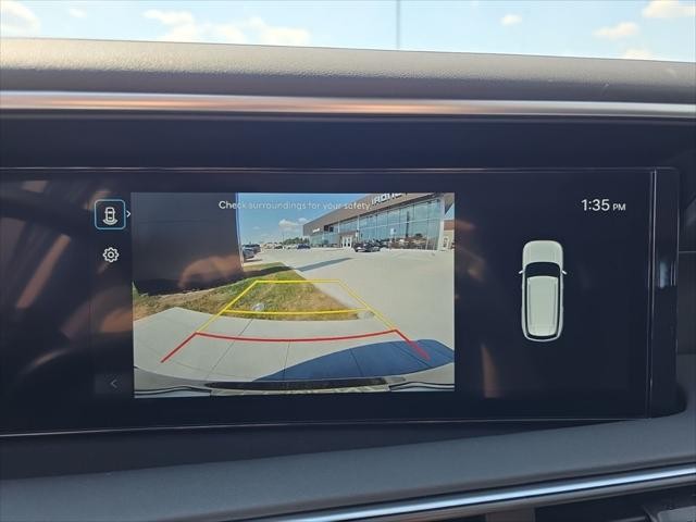 Hyundai Palisade Vehicle Full-screen Gallery Image 19