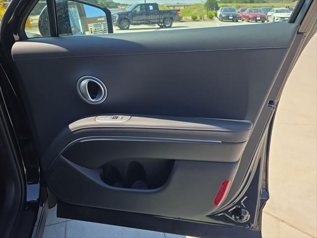 Hyundai Palisade Vehicle Full-screen Gallery Image 32