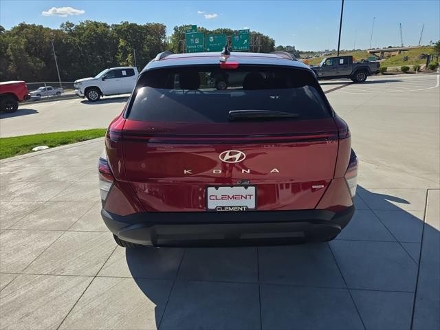 Hyundai Kona Vehicle Full-screen Gallery Image 7