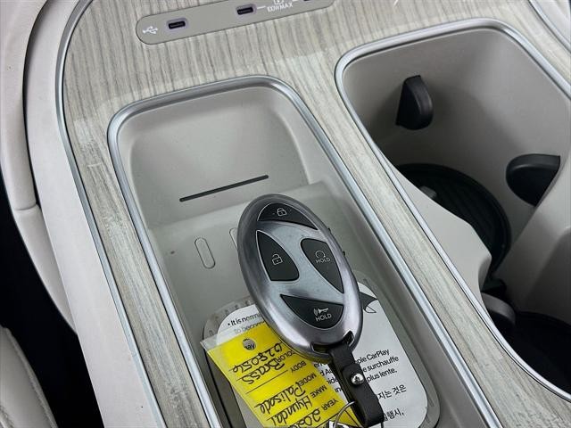 Hyundai Palisade Vehicle Full-screen Gallery Image 21