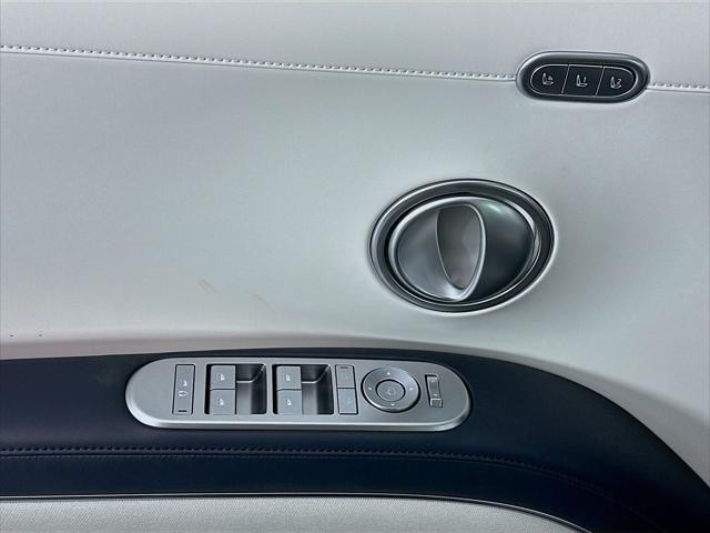 Hyundai Palisade Vehicle Full-screen Gallery Image 24