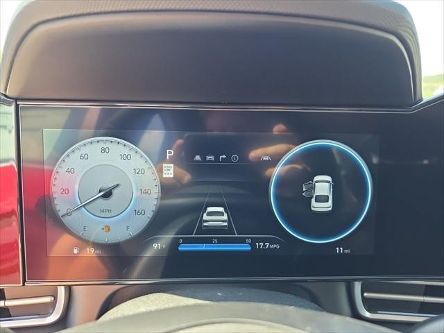 Hyundai Elantra Vehicle Full-screen Gallery Image 16