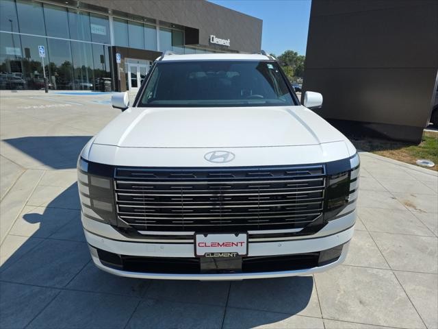 Hyundai Palisade Vehicle Full-screen Gallery Image 2