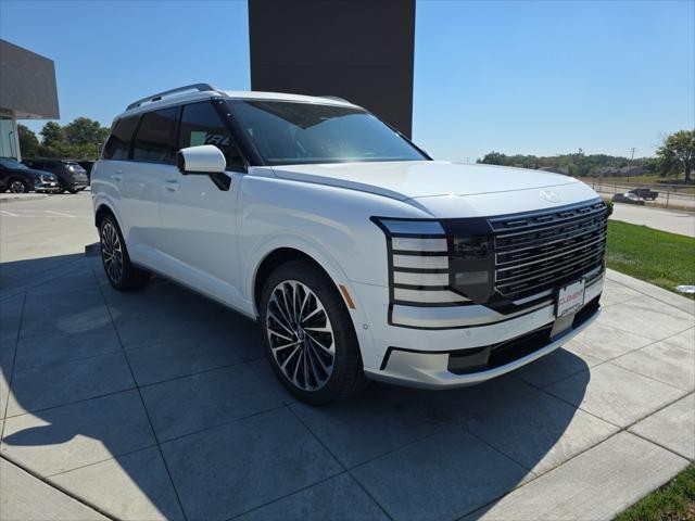 Hyundai Palisade Vehicle Full-screen Gallery Image 3