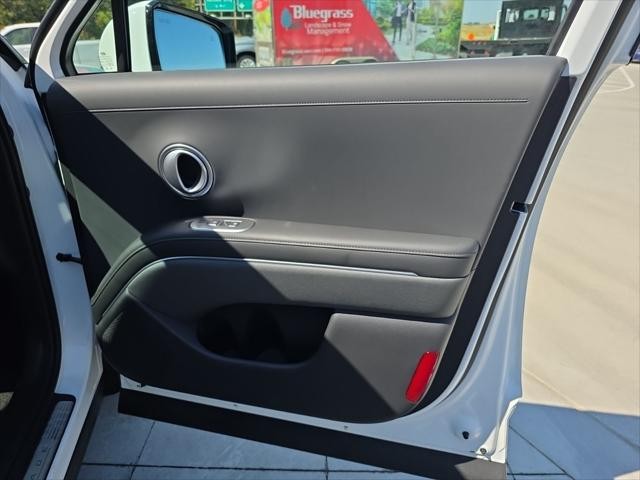 Hyundai Palisade Vehicle Full-screen Gallery Image 32