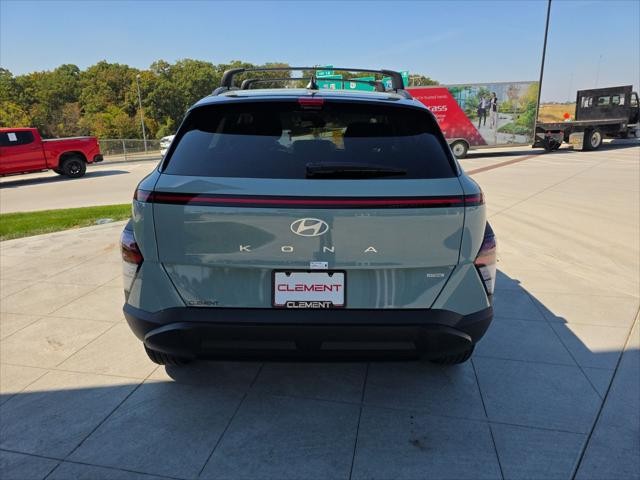 Hyundai Kona Vehicle Full-screen Gallery Image 7