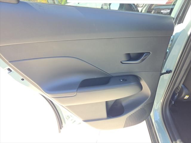 Hyundai Kona Vehicle Full-screen Gallery Image 26