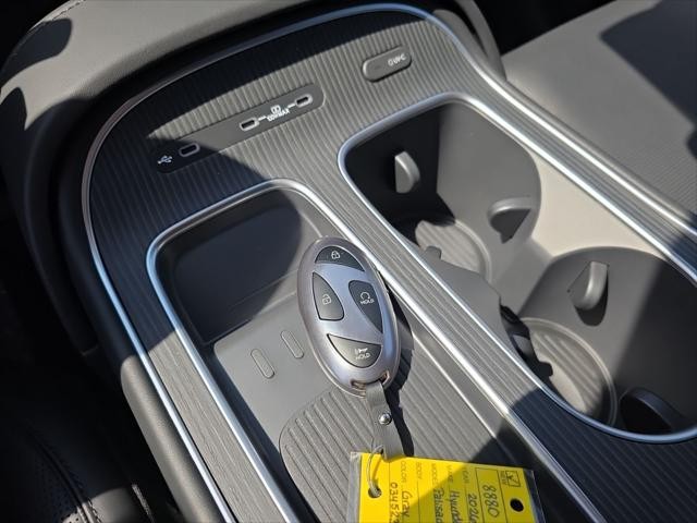 Hyundai Palisade Vehicle Full-screen Gallery Image 21