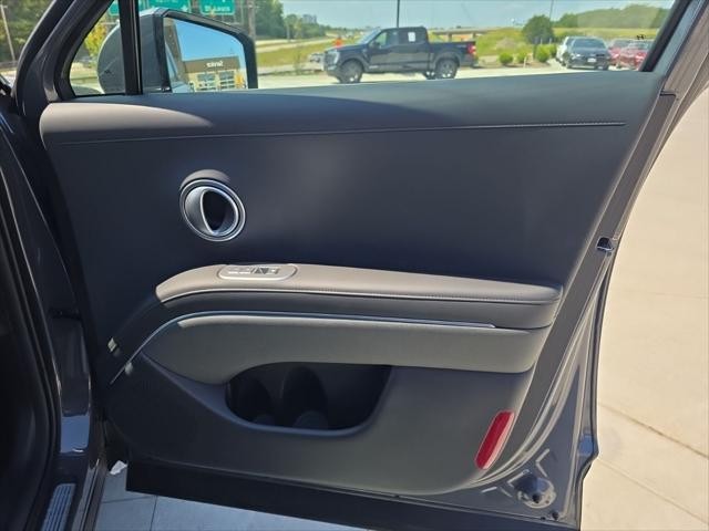 Hyundai Palisade Vehicle Full-screen Gallery Image 32