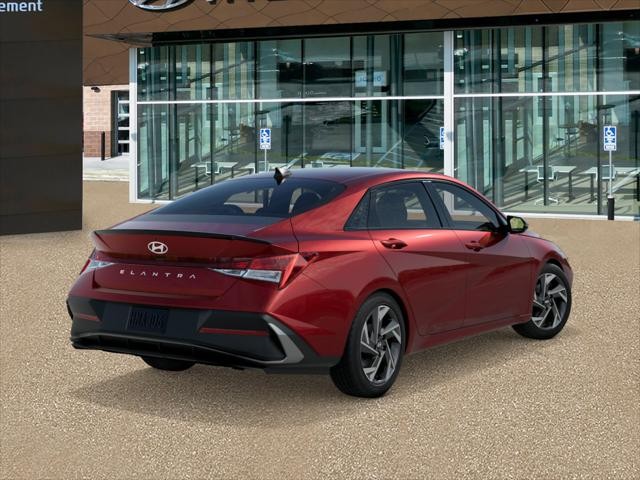 Hyundai Elantra Vehicle Full-screen Gallery Image 4