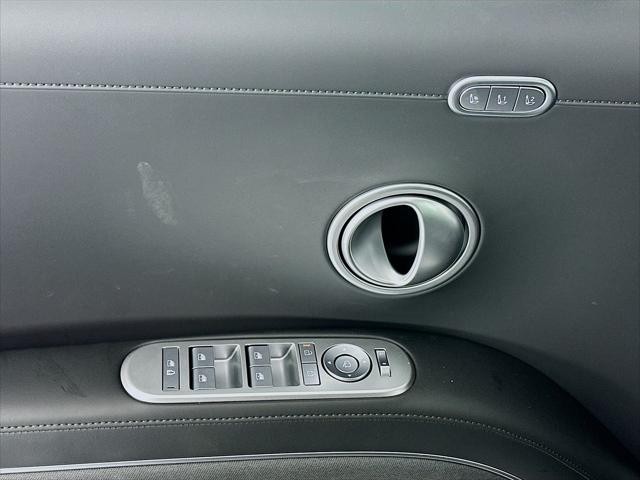 Hyundai Palisade Vehicle Full-screen Gallery Image 24