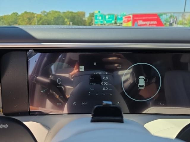 Hyundai Palisade Vehicle Full-screen Gallery Image 16