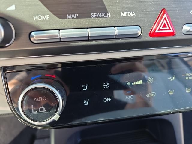 Hyundai Palisade Vehicle Full-screen Gallery Image 21